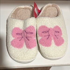 Ashland Beige Slippers with Pink Accents